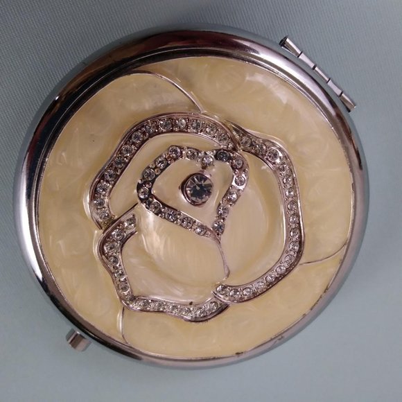 Enameled Crystal Rose Folding Pocket Mirror 2sides - Picture 2 of 15